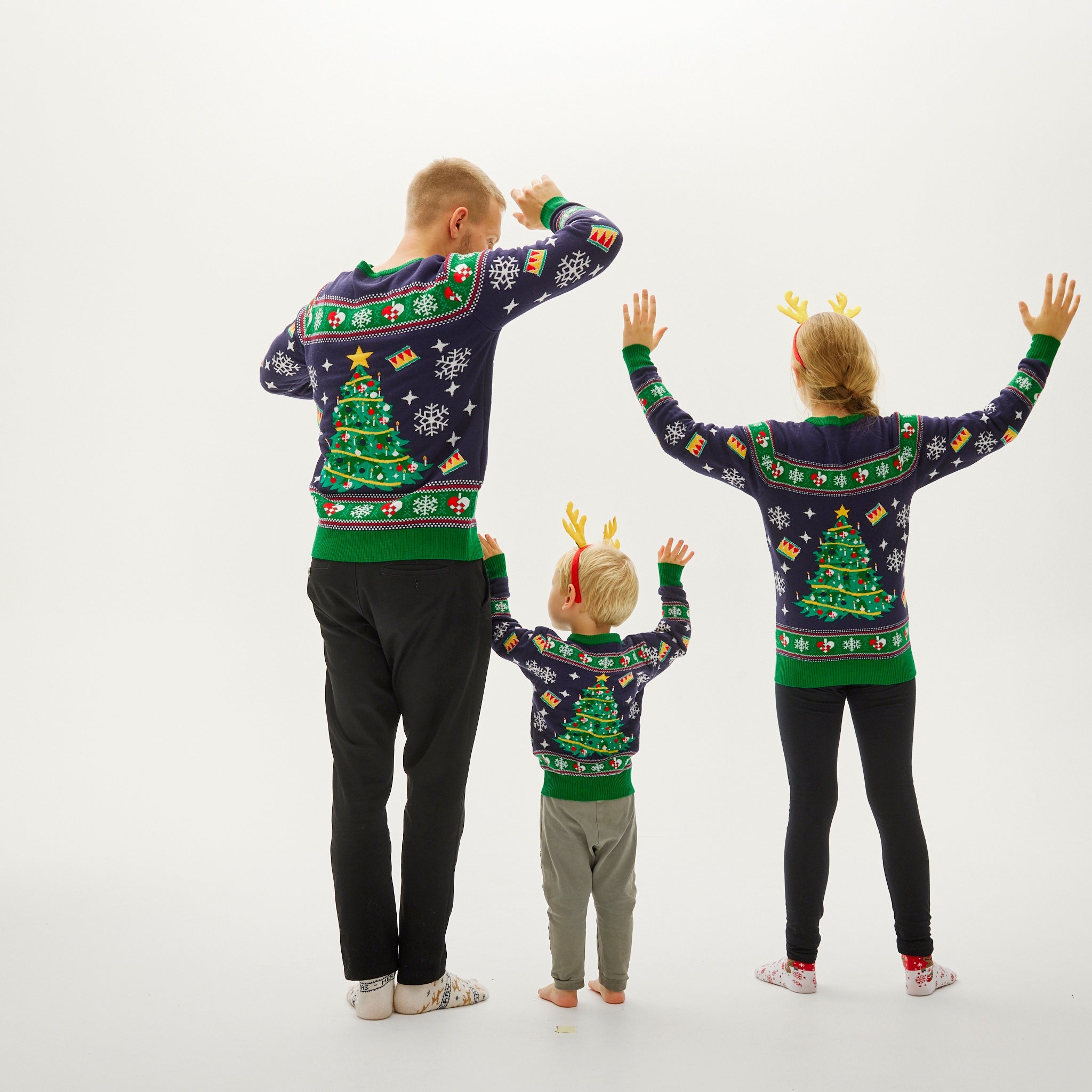Christmas tree navy christmas sweater - child