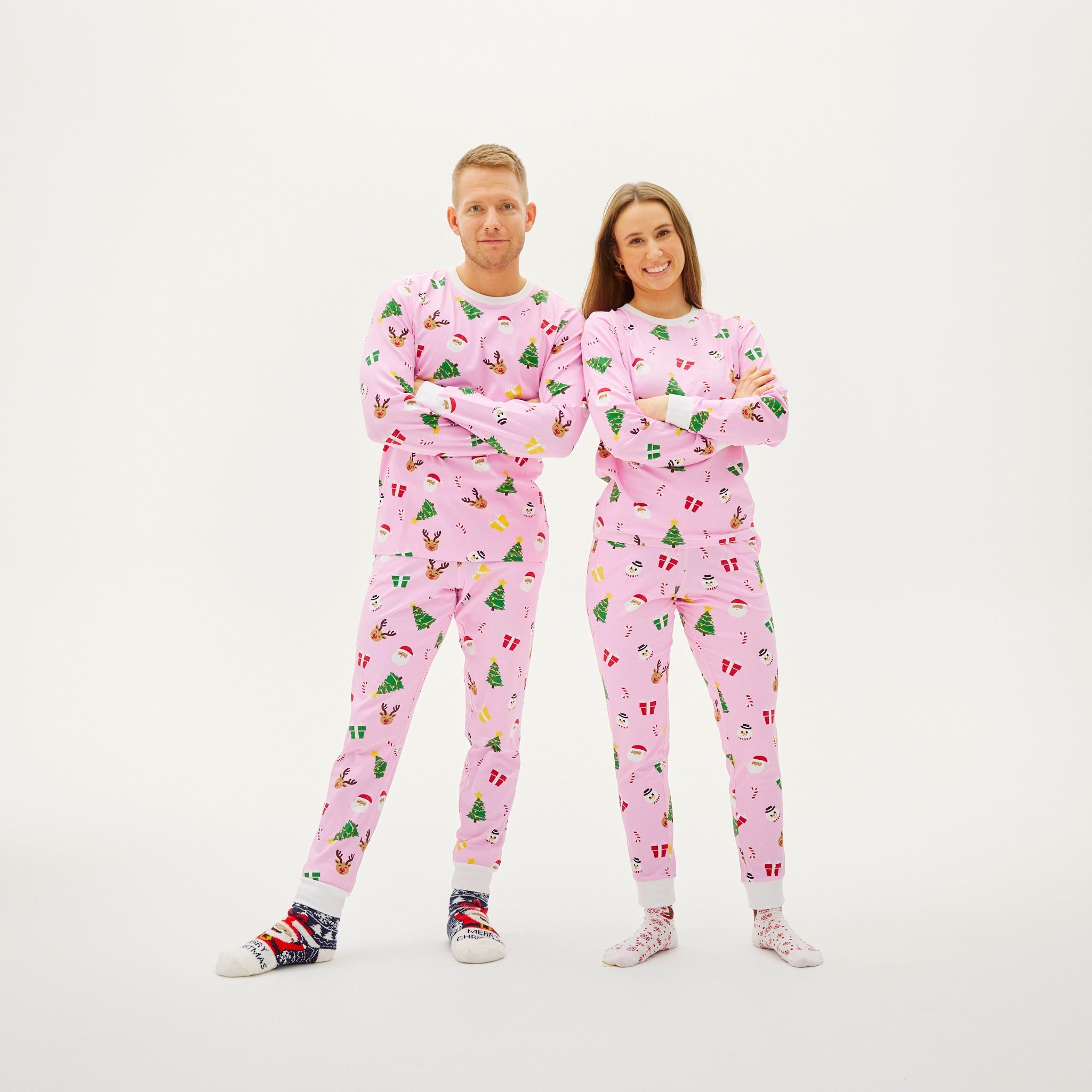 The Pinkish Christmas Pyjamas – Men